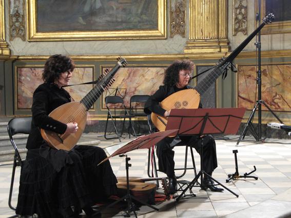 IMG_0408.JPG - A Due Cori, Due Liuti : Béatrice Pornon et Laurence Postigo en concert