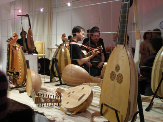P6140027.jpg - Fête des luthiers : exposition et concerts