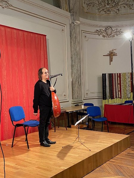 339265639_769651181191390_1690965004701900149_n.jpg - Mauricio Buraglia, luth baroque : Sonate en Sib Majeur du Ms. de Dresde