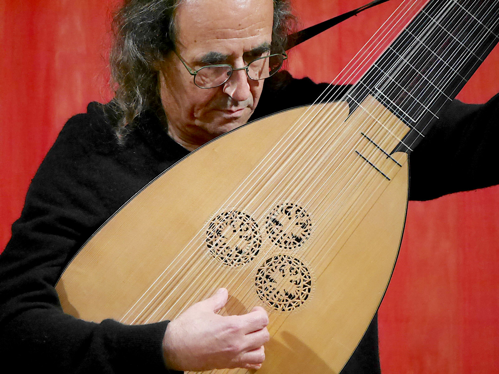339415134_578502924045977_5835022769211646835_n.jpg - Mauricio Buraglia, luth baroque : Sonate en Sib Majeur du Ms. de Dresde