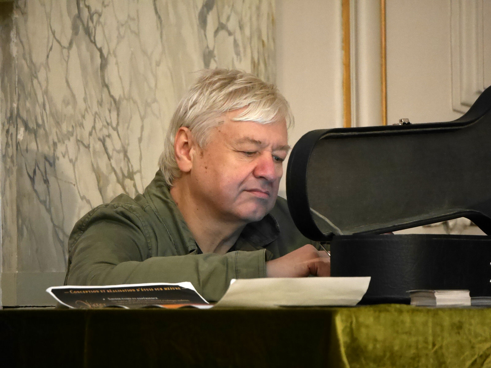 339489120_961091971915763_4691400996656602228_n.jpg - Victor Vorko (étuis)