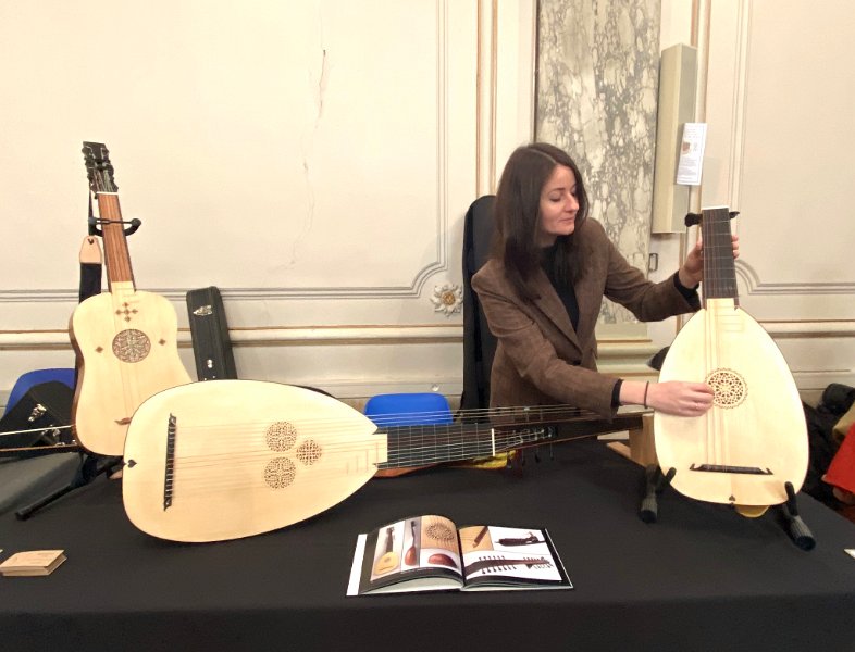 sarah_blanchard_2.jpg - Les Luthiers ! Sarah Blanchard